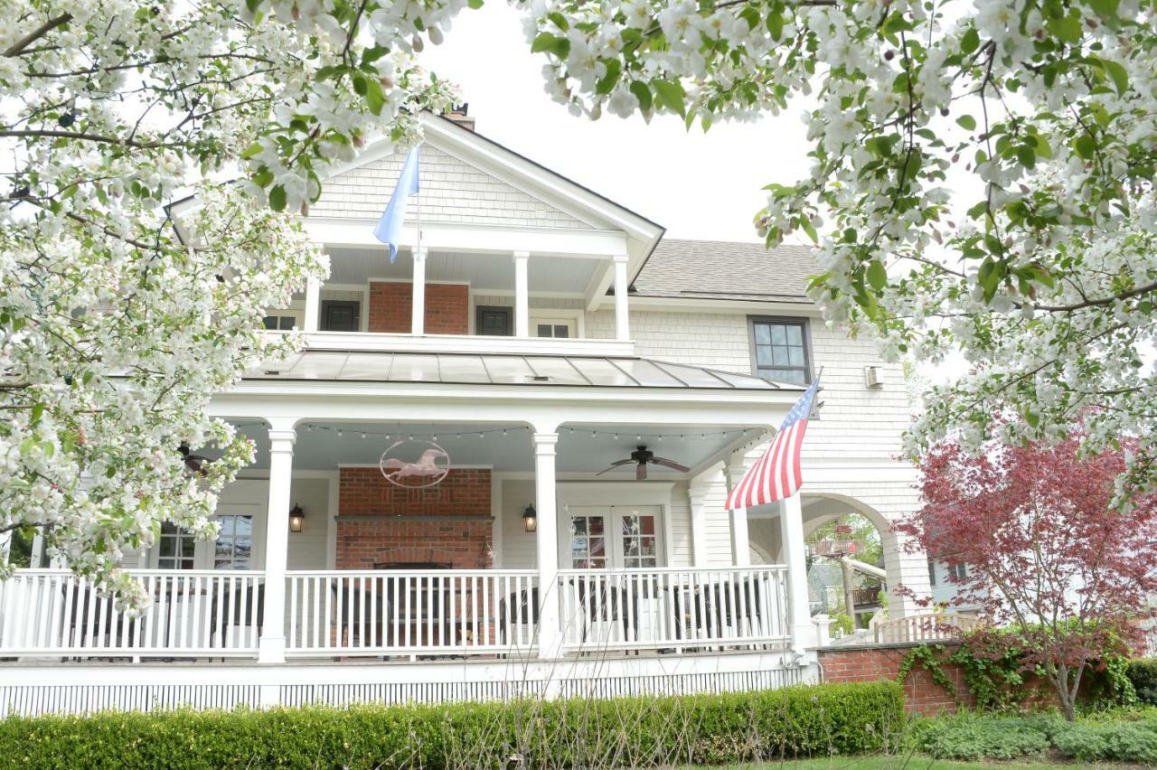 The Springwater Bed And Breakfast Saratoga Springs Esterno foto