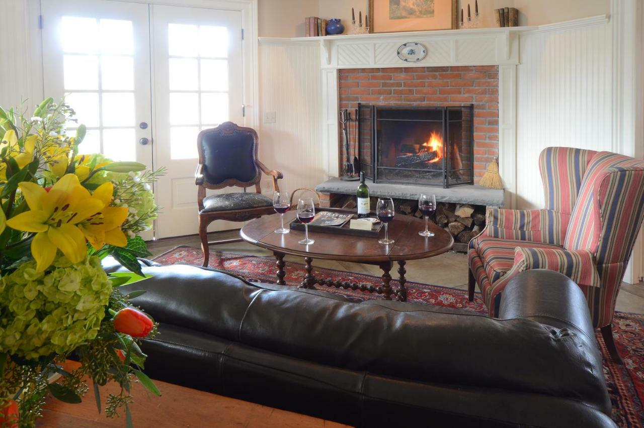 The Springwater Bed And Breakfast Saratoga Springs Esterno foto