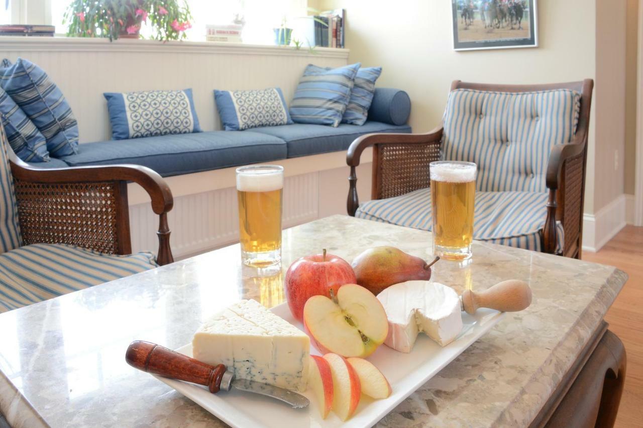 The Springwater Bed And Breakfast Saratoga Springs Esterno foto
