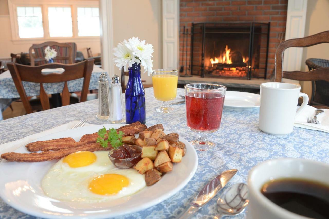 The Springwater Bed And Breakfast Saratoga Springs Esterno foto